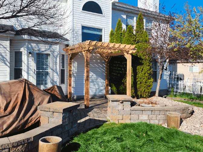 GMO Remodels back pergola